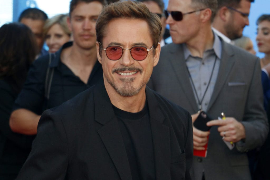 <strong>The Scruffy Beard Revolution: Why Men Everywhere are Ditching the Razor</strong> 3 Iron man sscruffy beard