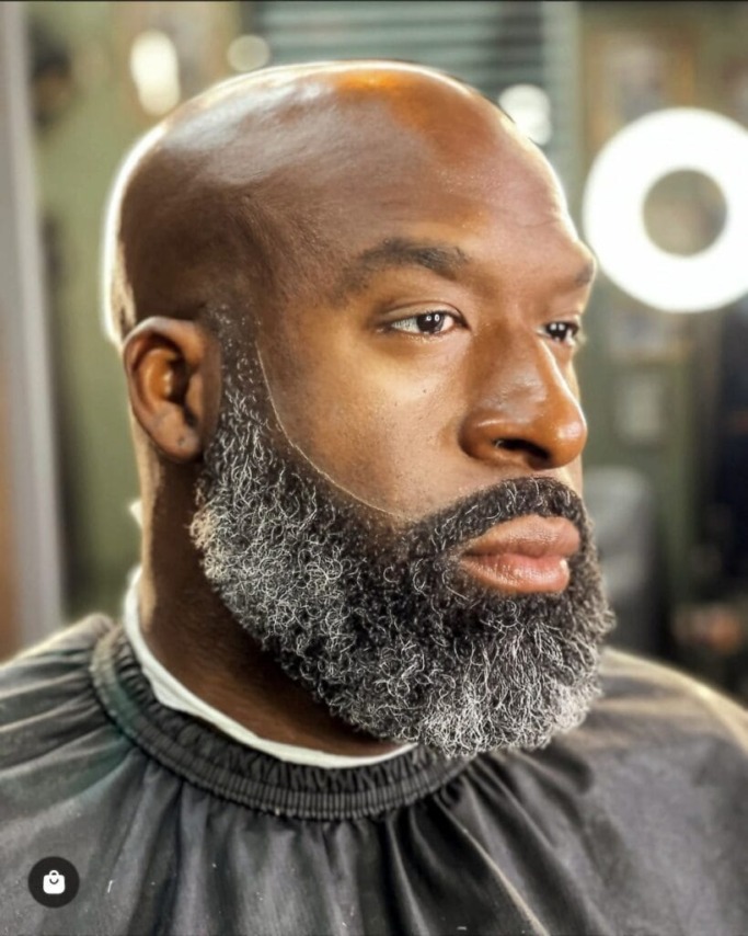 17 Golden Black Men's Beard Styles for Masculine Looks 9 Neck beard style