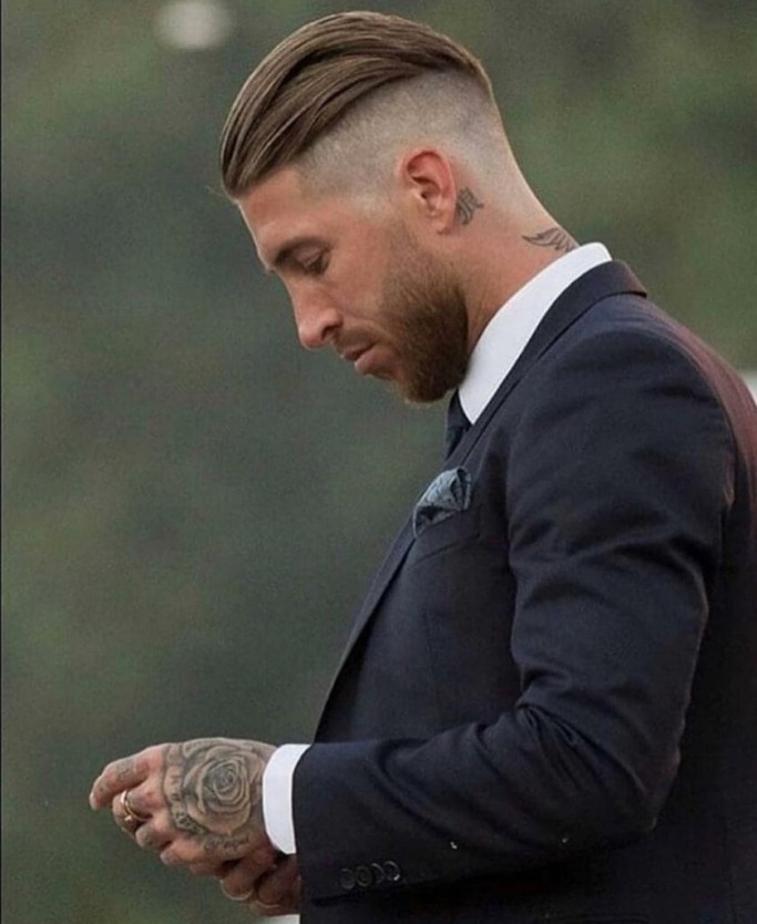 how to shave the back of your own neck