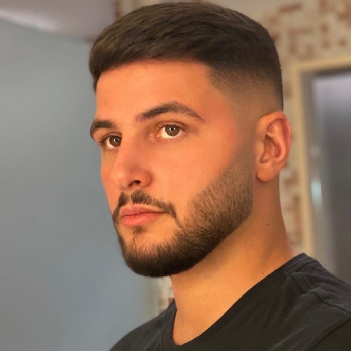 10 Italian Beard Styles for the Fashion-Forward Man 3 Italic Short stubble