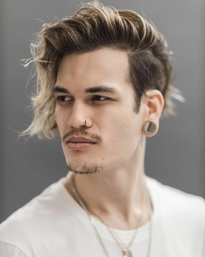 Revamp Your Look with This Must-Try Comb Over Styles 13 Combover haircut on long hair