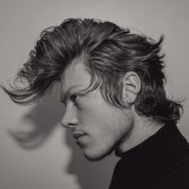 Widow's Peak: 28 Dope Hairstyles To Pull A Stunning Natural Look 26 Dark Edgy Widow's Peak