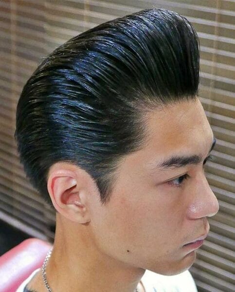 How to Use Pomade for Men: The Ultimate Hair Styling Guide 12 How to Use Pomade for Men
