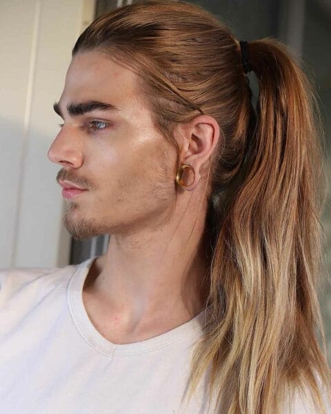 Discover the Secrets to Successfully Growing Your Hair Out 2 How Growing Your Hair Out