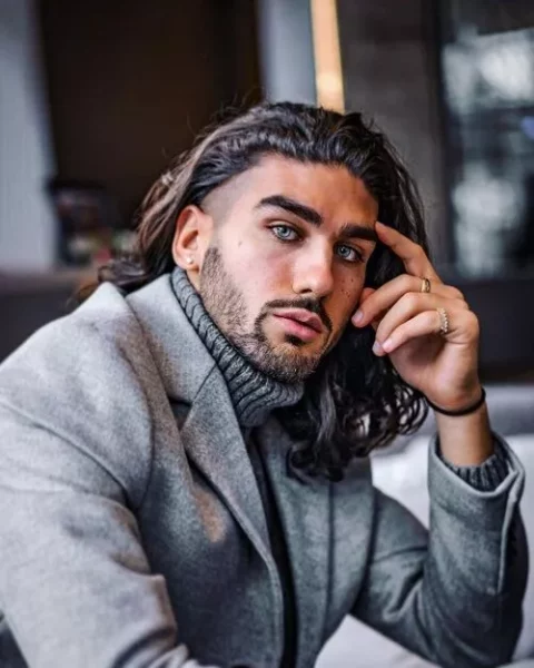 Square It Up: Men's Haircuts for Square Faces to Rock Your Look 21 Men's Haircuts for Square Faces