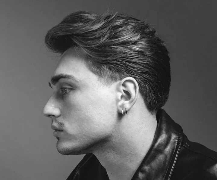 How to Slick Back Hair: Timeless & Suave Style! 4 How to Slick Back Hair