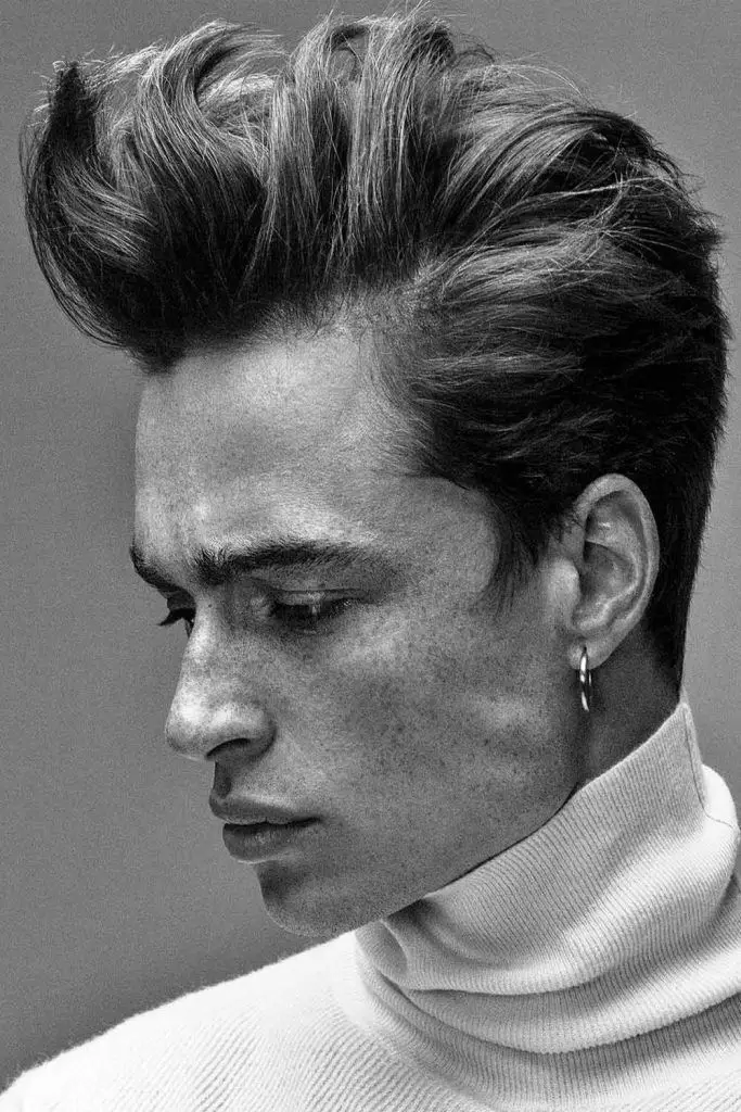 How to Slick Back Hair: Timeless & Suave Style! 1 How to Slick Back Hair: Timeless & Suave Style!
