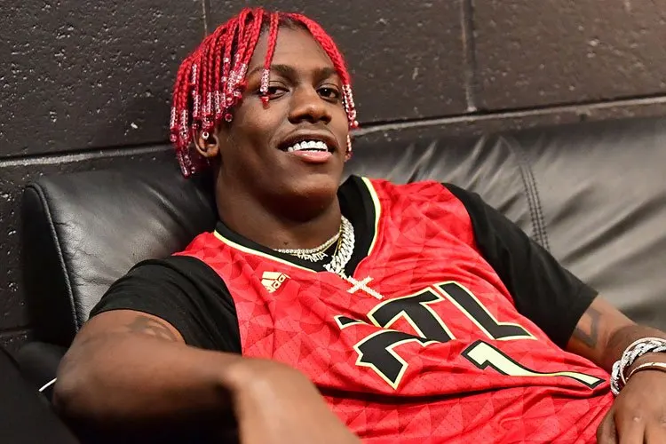 Rappers with Braids: The Bold Icons Defining Hip-Hop Style 14 Lil Yachty: The Colorful Trendsetter of Rappers with Braids