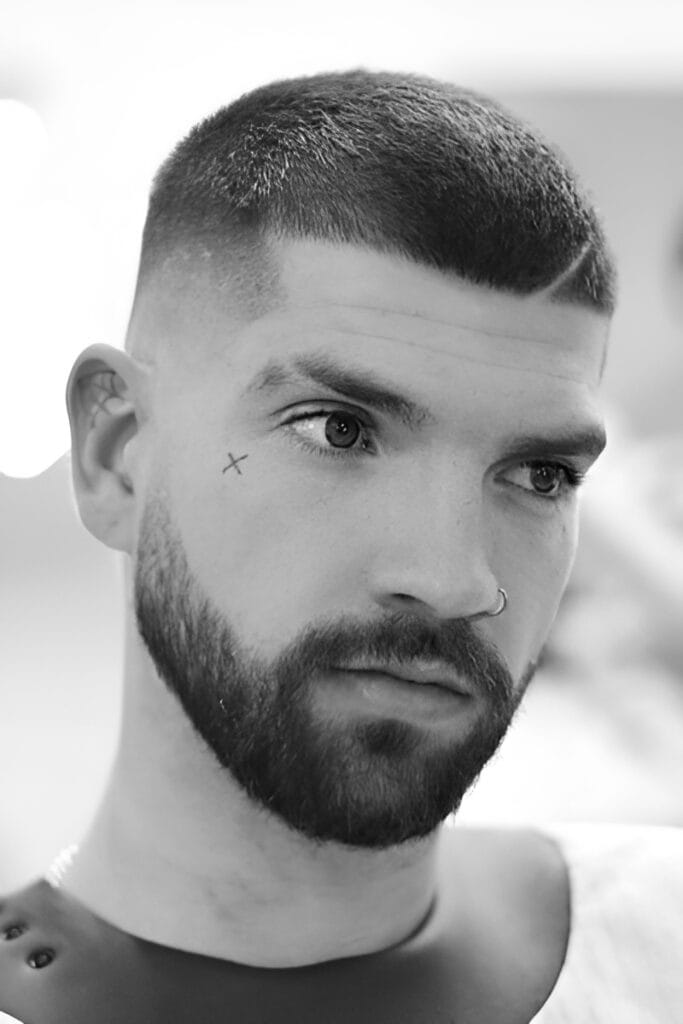 Short Fade Haircuts for Men: Elevate Your Style Game in No Time 2 Understanding the Fade Haircut