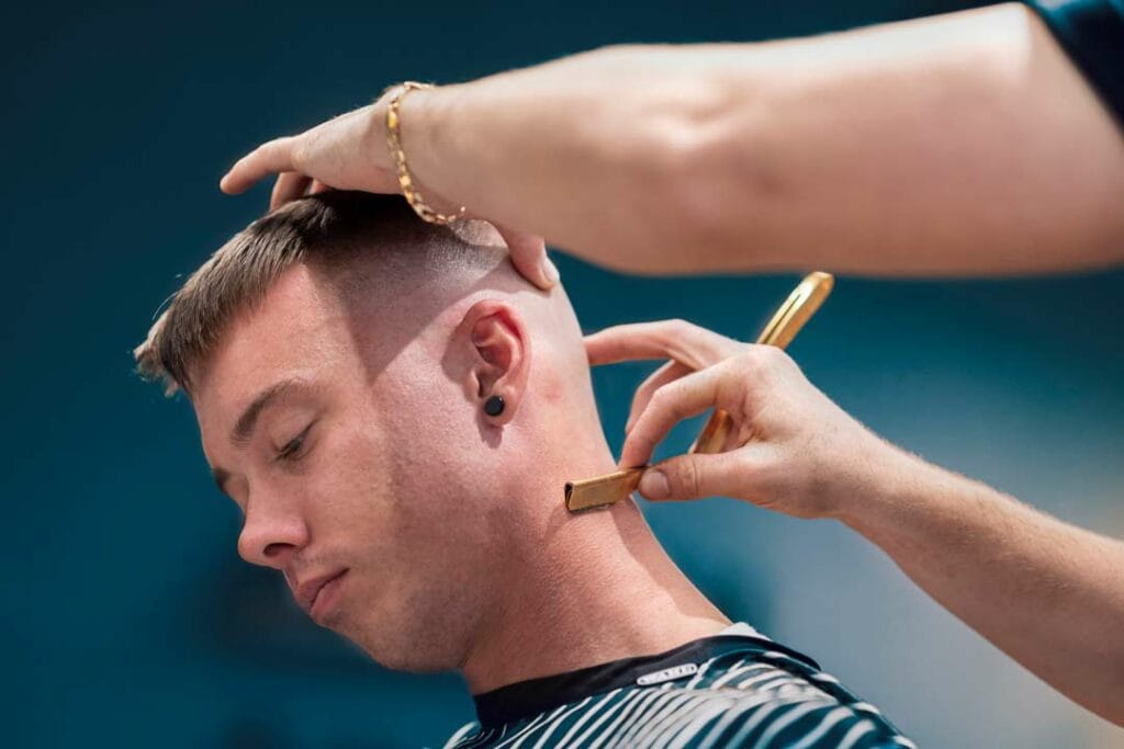 Rock the Look: Top Men's Haircuts for Receding Hairlines! 8 Men's Haircuts for Receding Hairlines