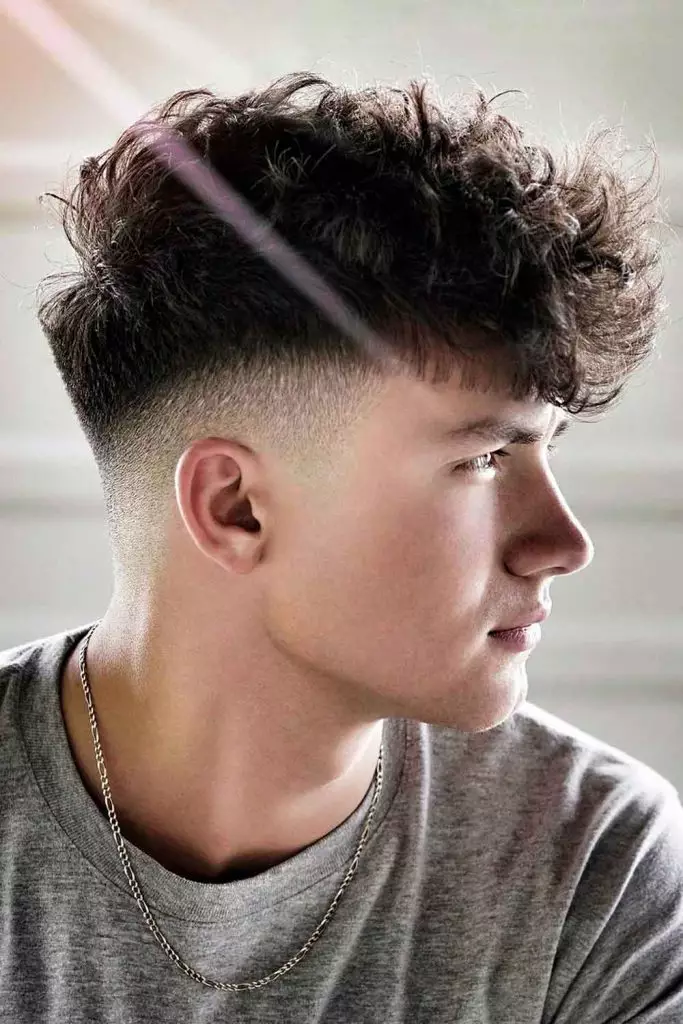 Master Your Look: Textured Haircuts for Men You Can't Ignore! 24 Textured Curly Haircut