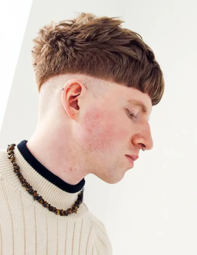 Master Your Look: Textured Haircuts for Men You Can't Ignore! 23 Textured Bowl Cut