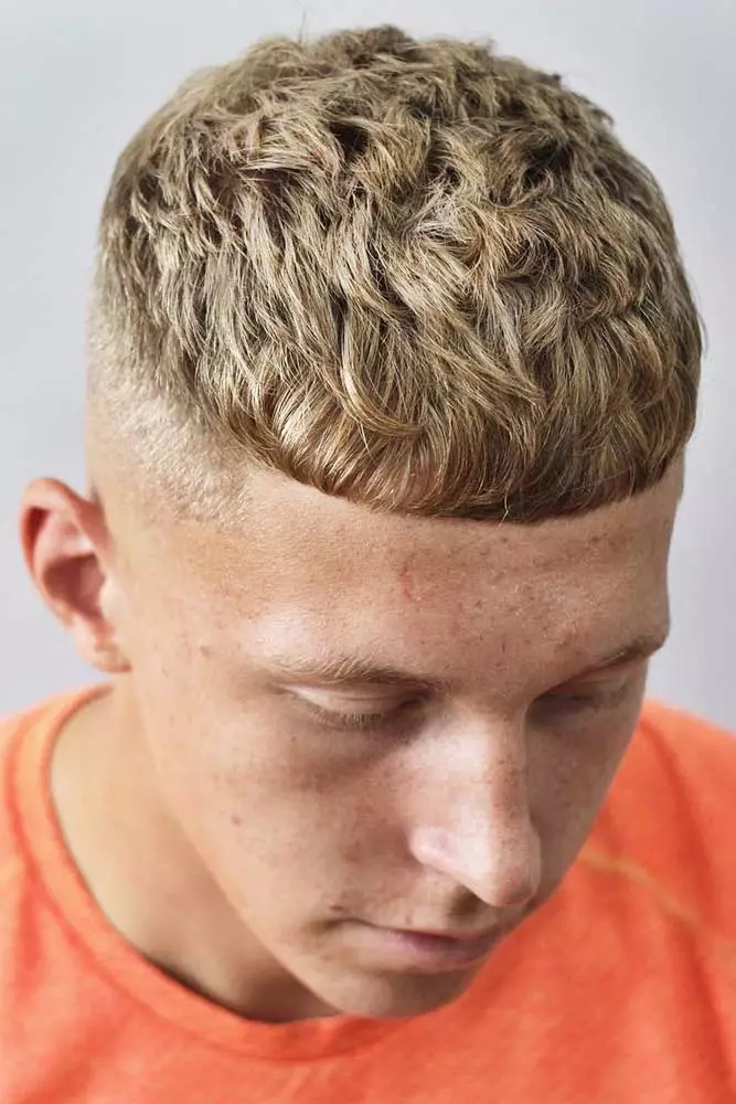 Master Your Look: Textured Haircuts for Men You Can't Ignore! 19 Textured Caesar Haircut