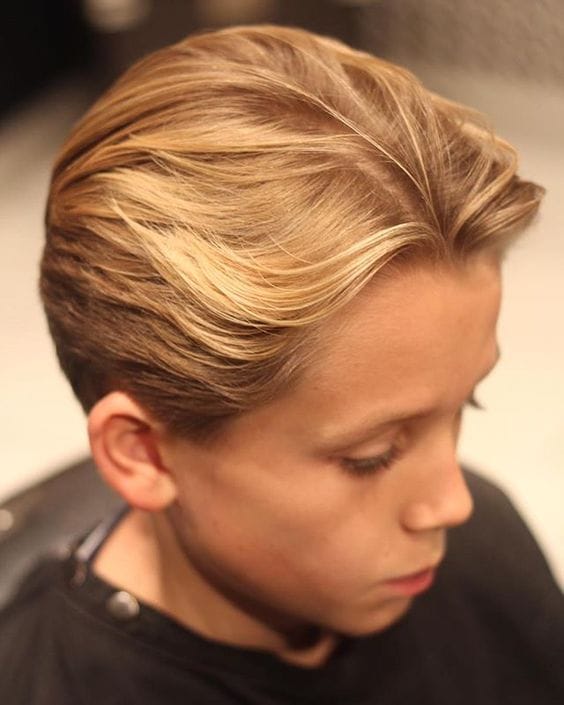 Which Side Should I Part My Hair? Discovering Your Best Look 25 Which Side Should I Part My Hair