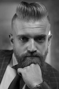 Guide On How to Straighten Beard Like a Pro
