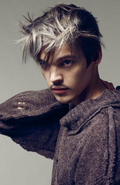 Frosted Tips Hair Revolution: Unleash Your Inner Cool! 13 Messy Fringe with Frosted Tips